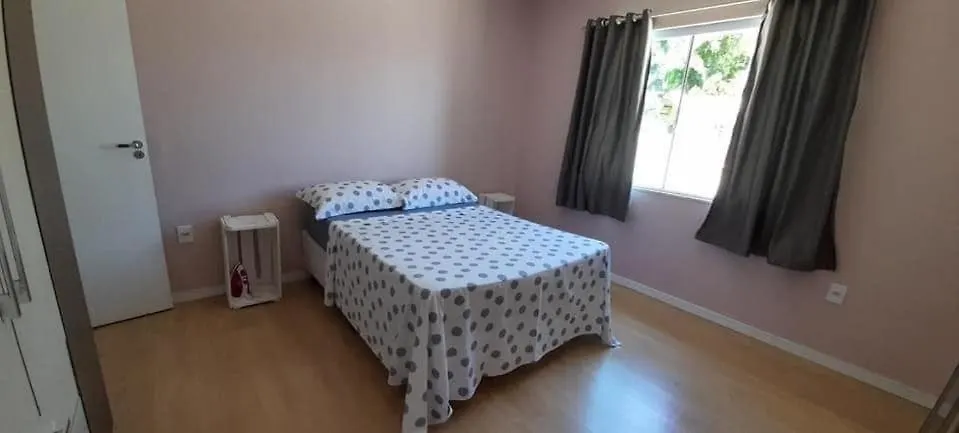 Casa Com 2 Quartos, Para 6 Pessoas Em Ponta Das Canas Florianopolis